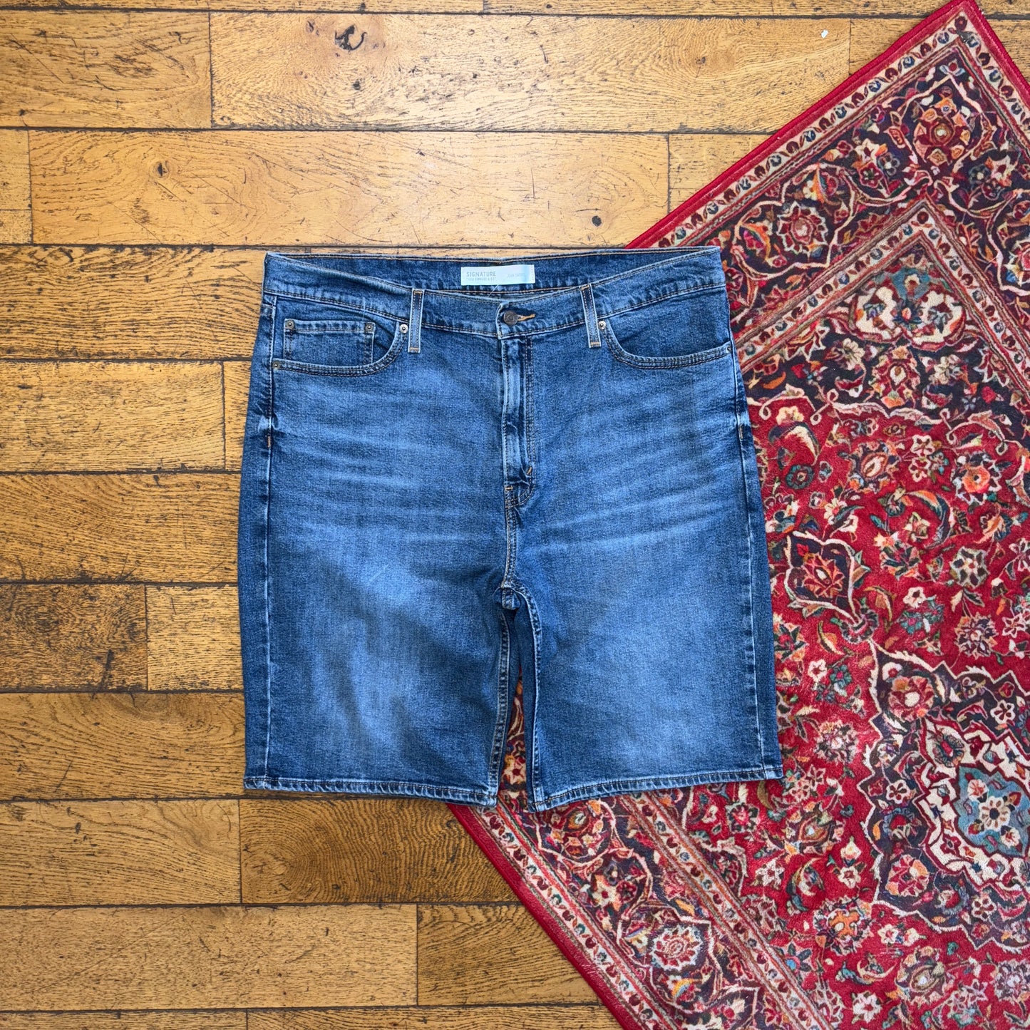 Vintage Levis Baggy Blue Denim Shorts - 40