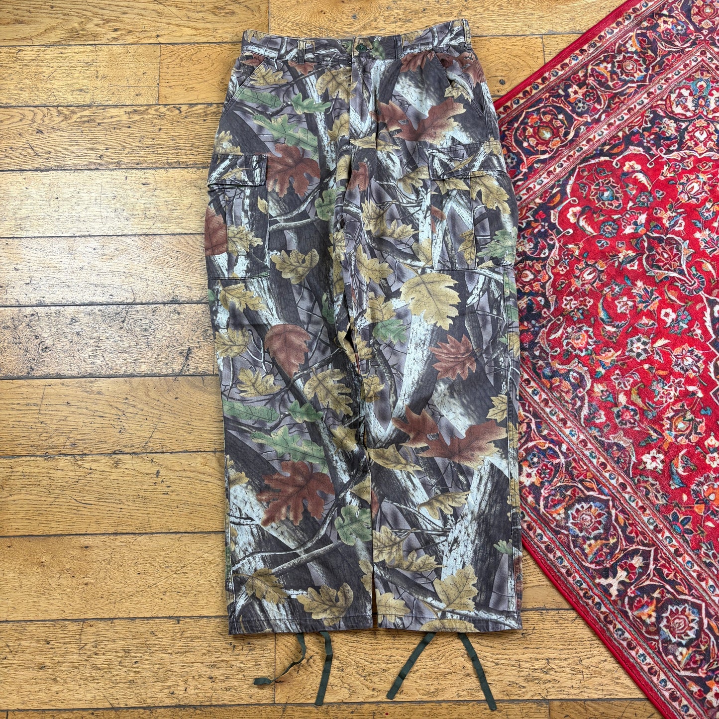 Vintage Real Tree Camo Green Hunting Workwear Trousers - 32