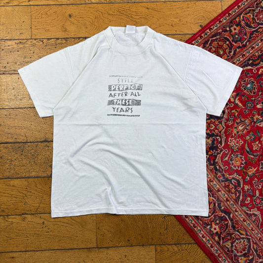 Vintage 90s Faded Funny White Single Stitch Graphic T-Shirt - M