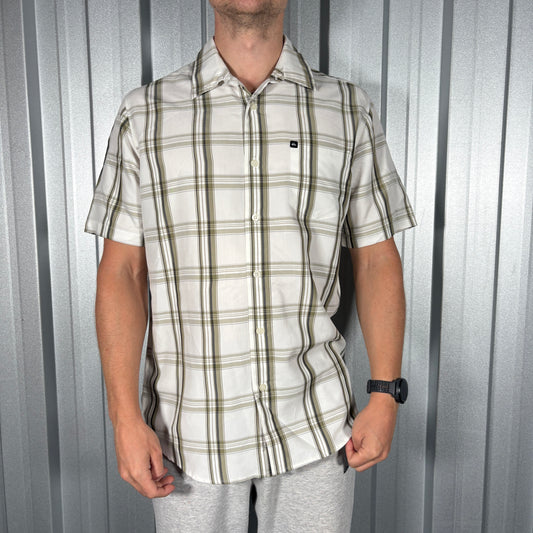 Quiksilver White Check Plaid Short Sleeve Shirt - M