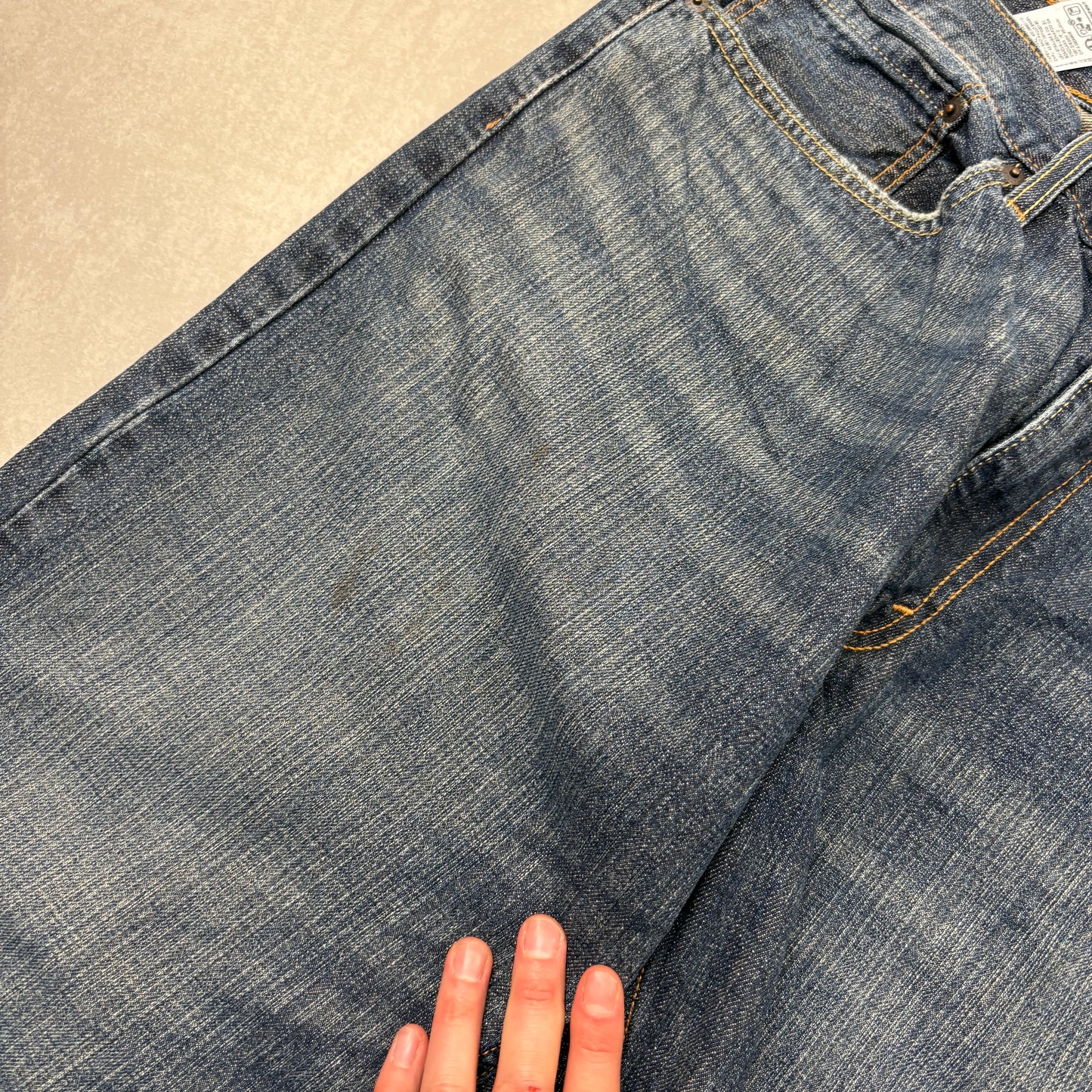 Vintage Levis 559 Baggy Blue Denim Jeans - 38