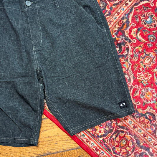 Vintage Oakley Lightweight Hiking Green Gorpcore Shorts - 33