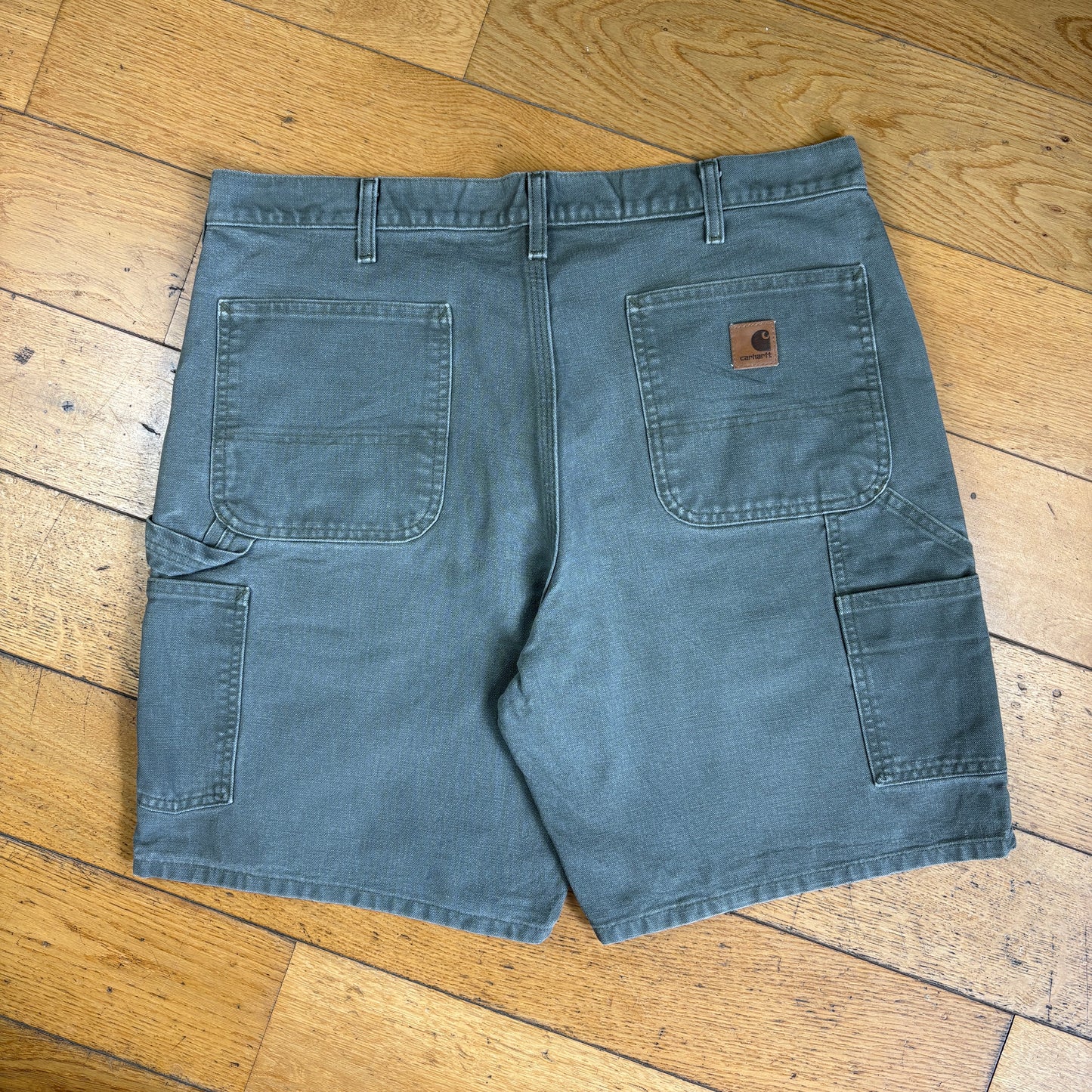 Vintage Carhartt Green Khaki Workwear Baggy Carpenter Shorts - 36