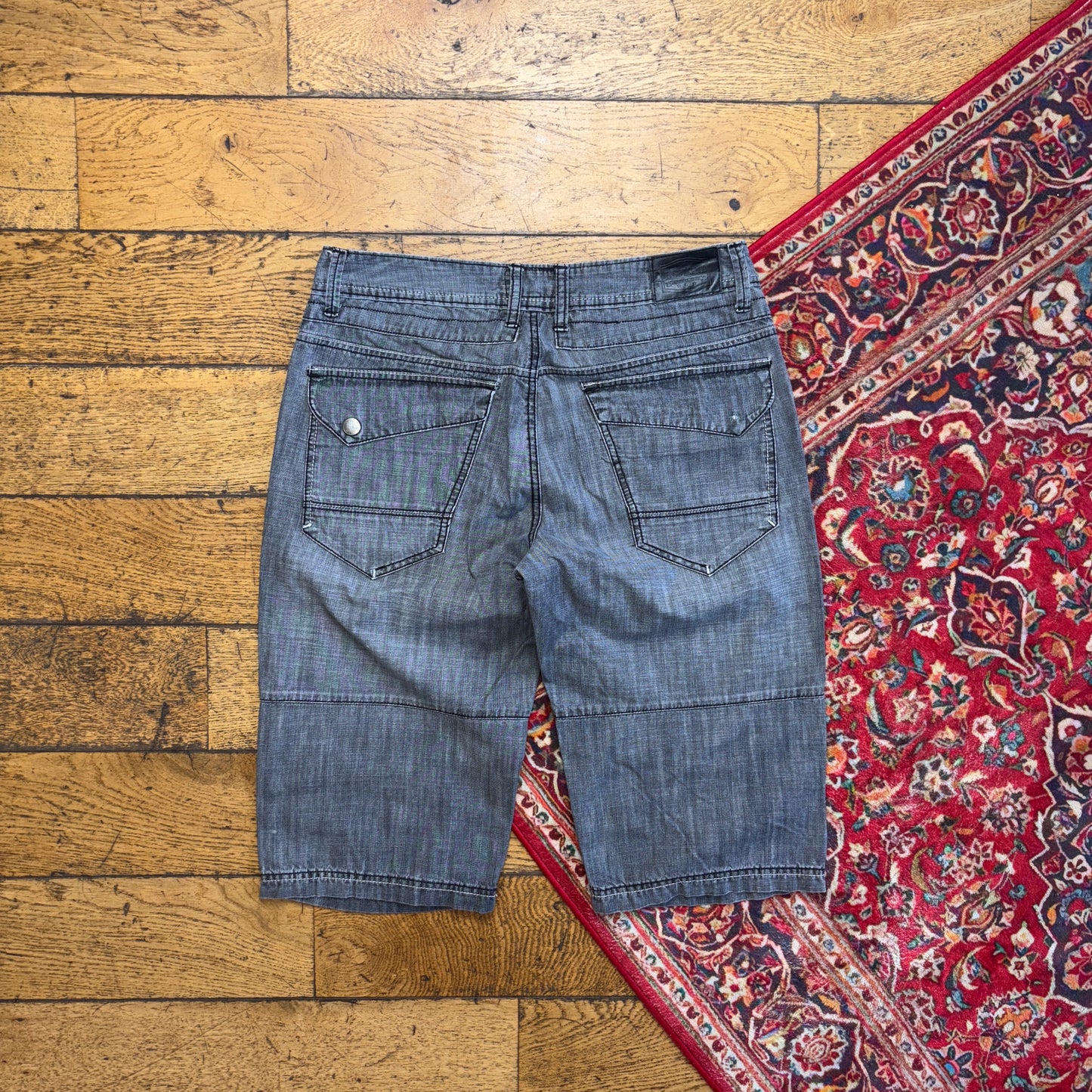 Vintage Grey Denim Shorts - 32