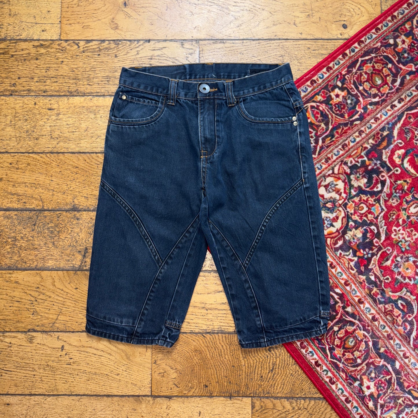 Vintage Blue Embroidered Denim Shorts - 28