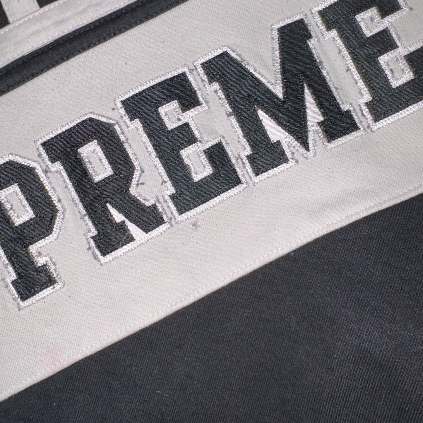 Vintage Supreme Black Hoodie Embroidered Sweatshirt - M