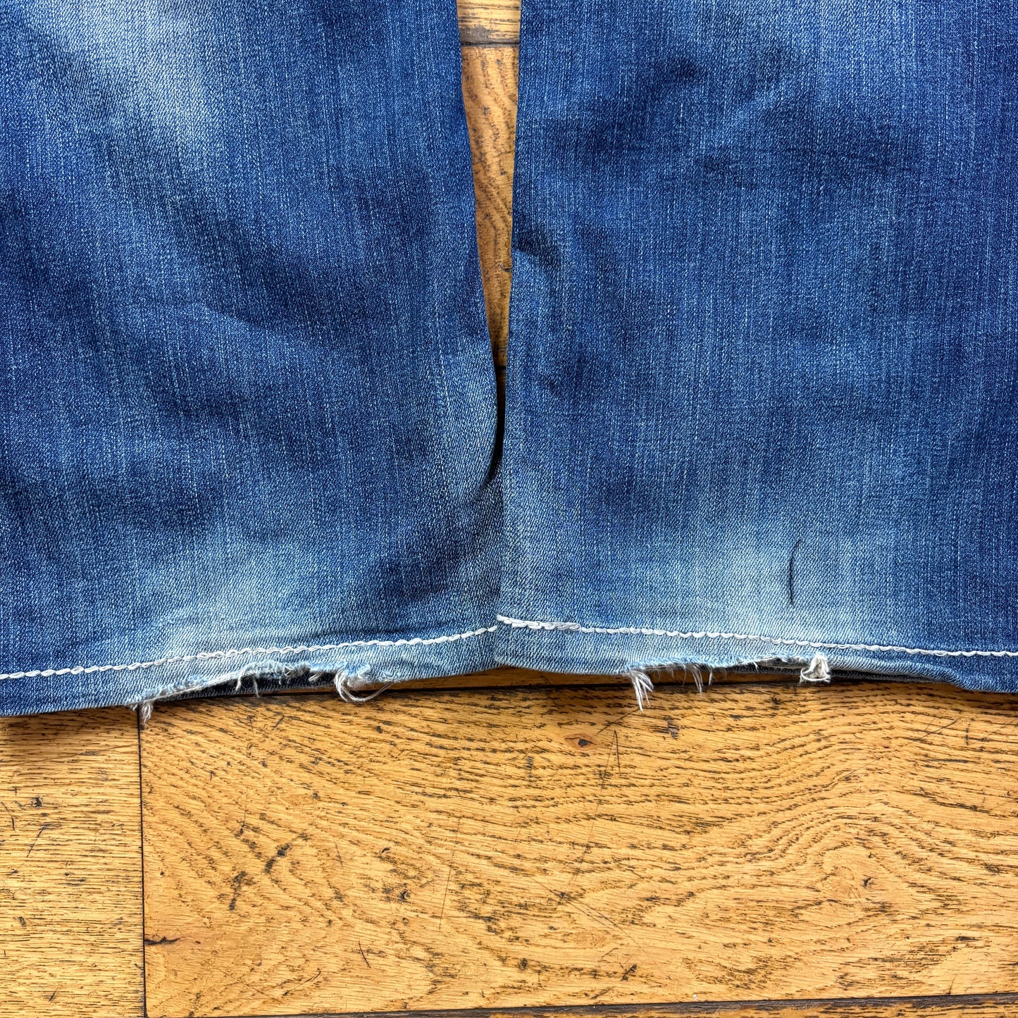 Vintage Rock Revival Blue Embroidered Y2K Hip Hop Straight Jeans - 38
