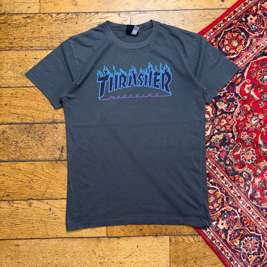 Vintage Thrasher Grey Flames Skate Graphic T-Shirt - XS