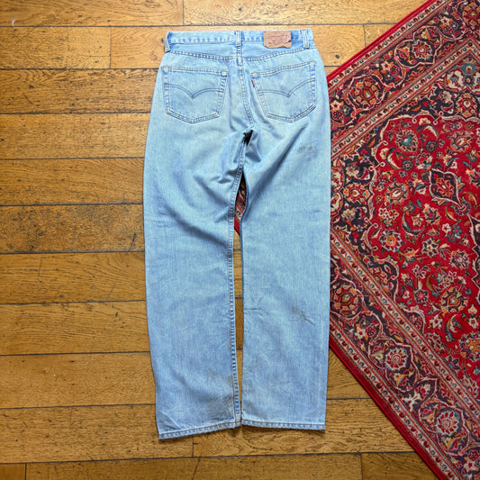 Vintage Levis 501 Straight Blue Denim Jeans - 32R