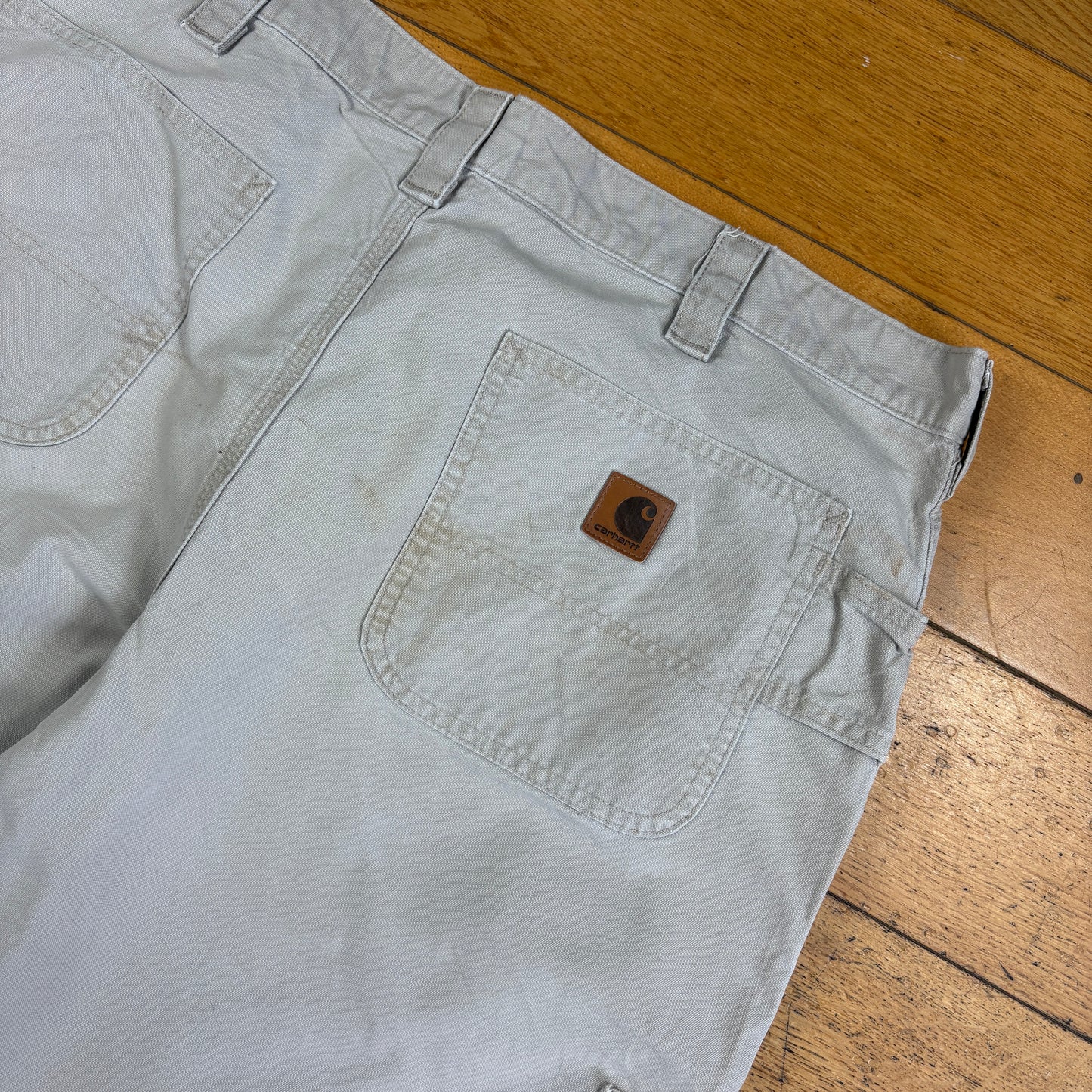 Vintage Carhartt Cream Workwear Baggy Carpenter Shorts - 38