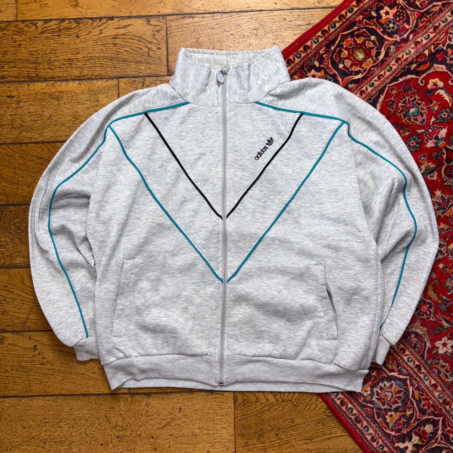 Vintage 90s Adidas Grey Embroidered Sweatshirt - M