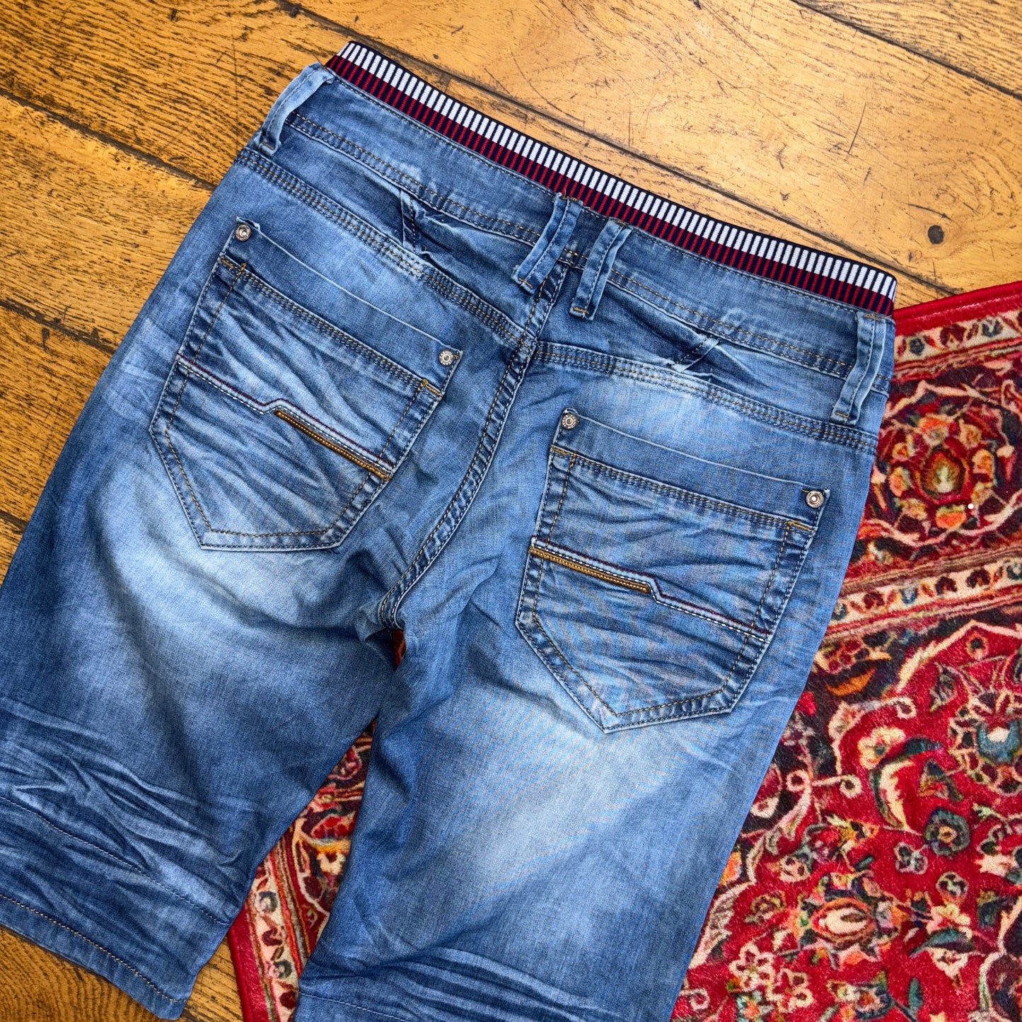 Vintage Blue Denim Shorts - 32