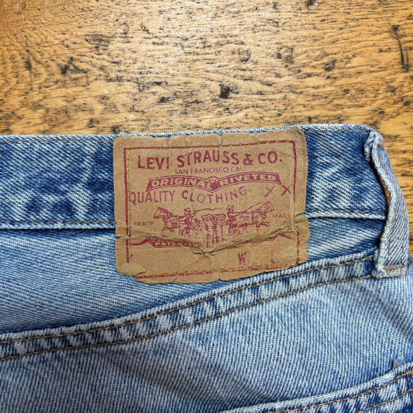 Vintage Levis Baggy Blue Denim Jeans - 34R