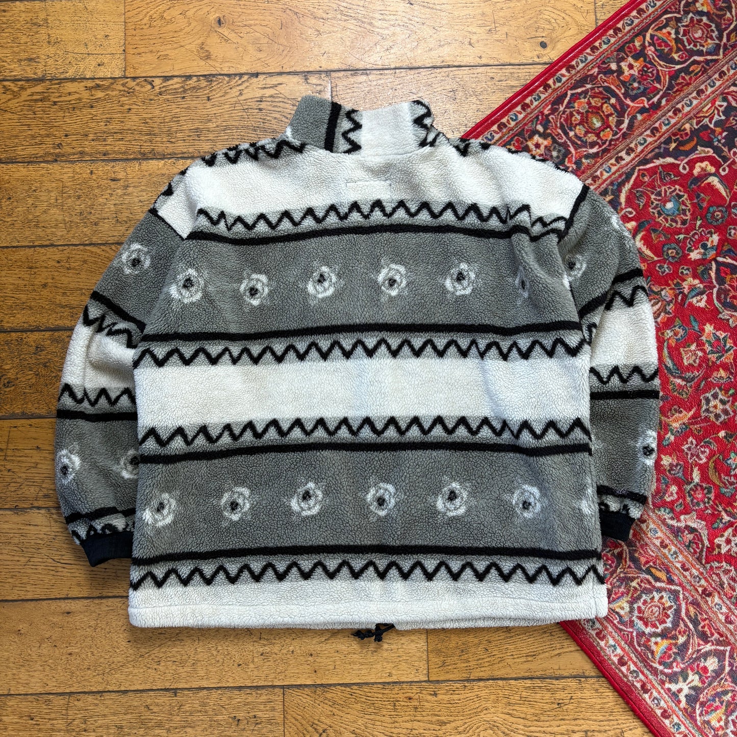 Vintage 90s Grey White Funky Crazy Pattern Fleece Embroidered Sweatshirt - XL