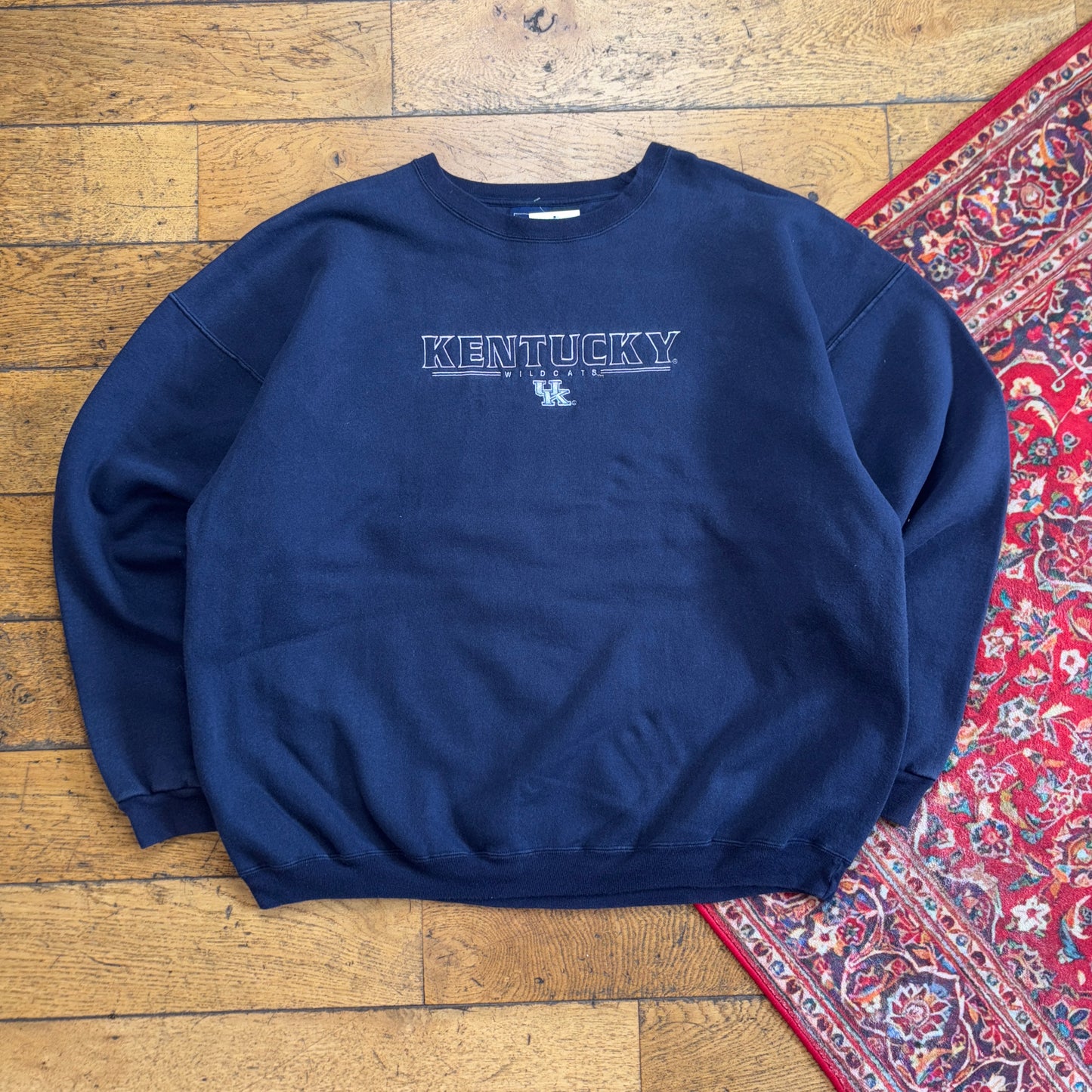 Vintage Kentucky Wildcats Navy USA College Embroidered Sweatshirt - 2XL
