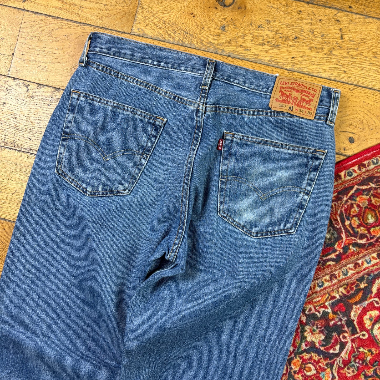 Vintage Levis 550 Baggy Blue Denim Jeans - 36
