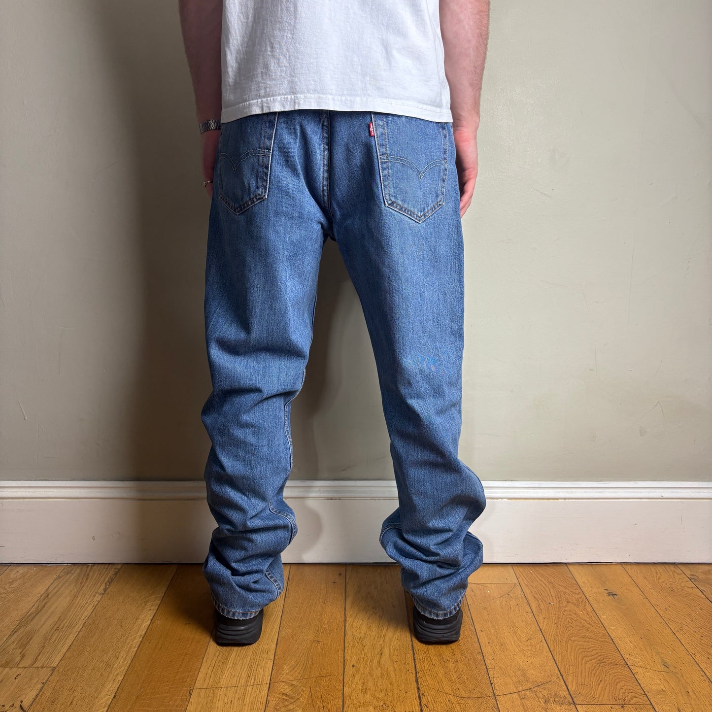 Vintage Levis 550 Baggy Blue Denim Jeans - 36L