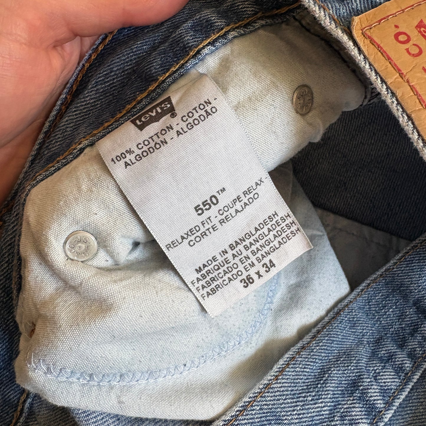 Vintage Levis 550 Baggy Blue Denim Jeans - 36L
