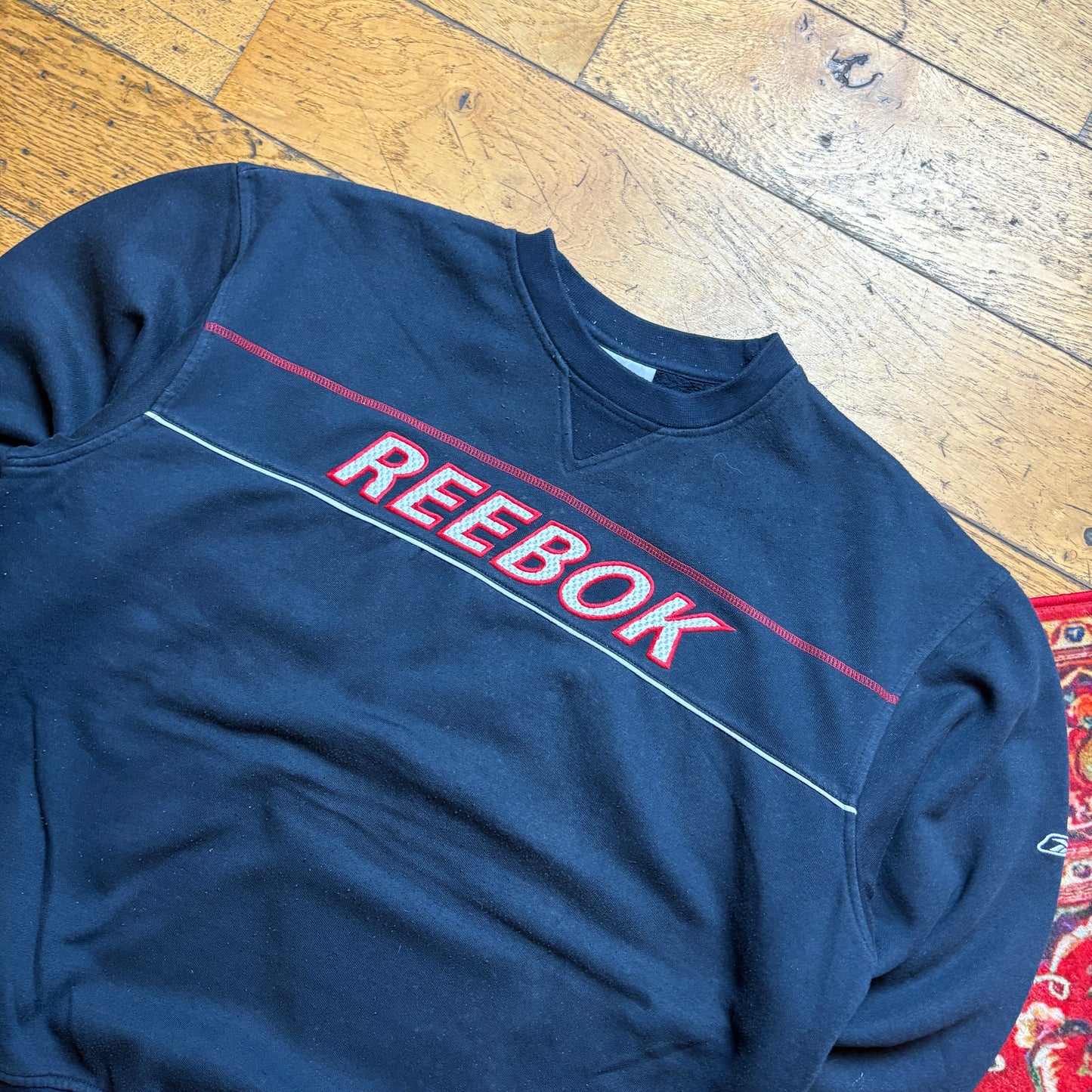 Vintage Reebok Navy Embroidered Sweatshirt - M