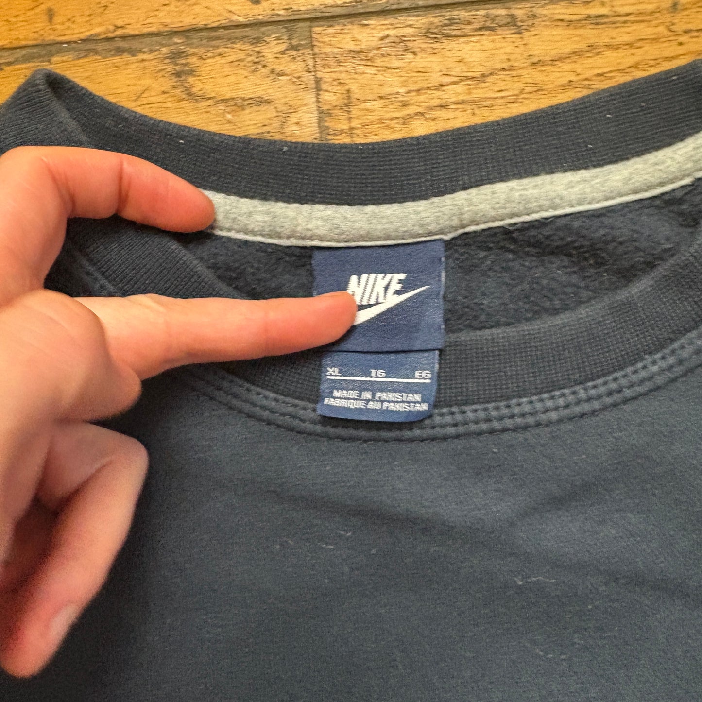 Vintage Nike Swoosh Dark Navy Embroidered Sweatshirt - XL
