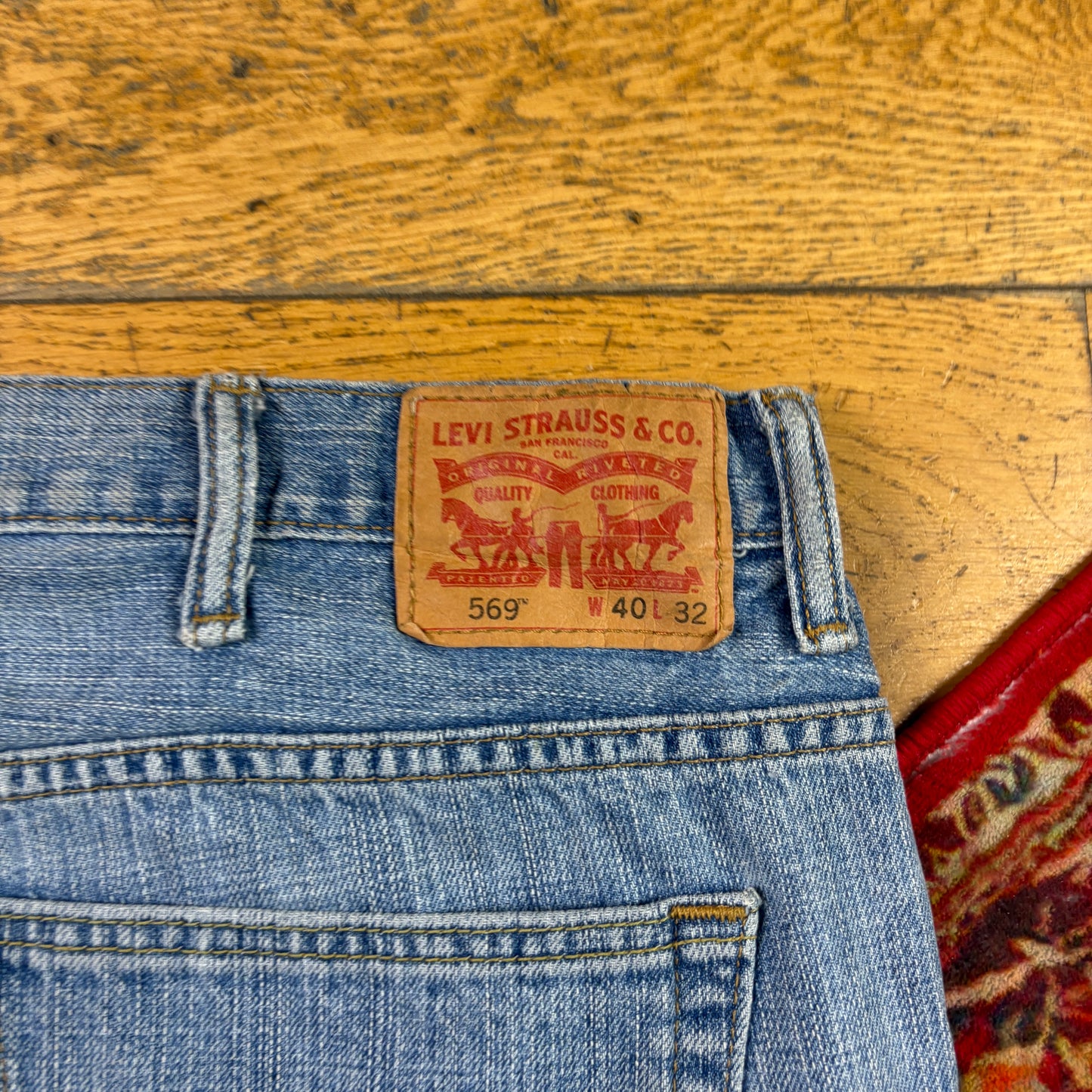 Vintage Levis 569 Baggy Blue Denim Jeans - 42