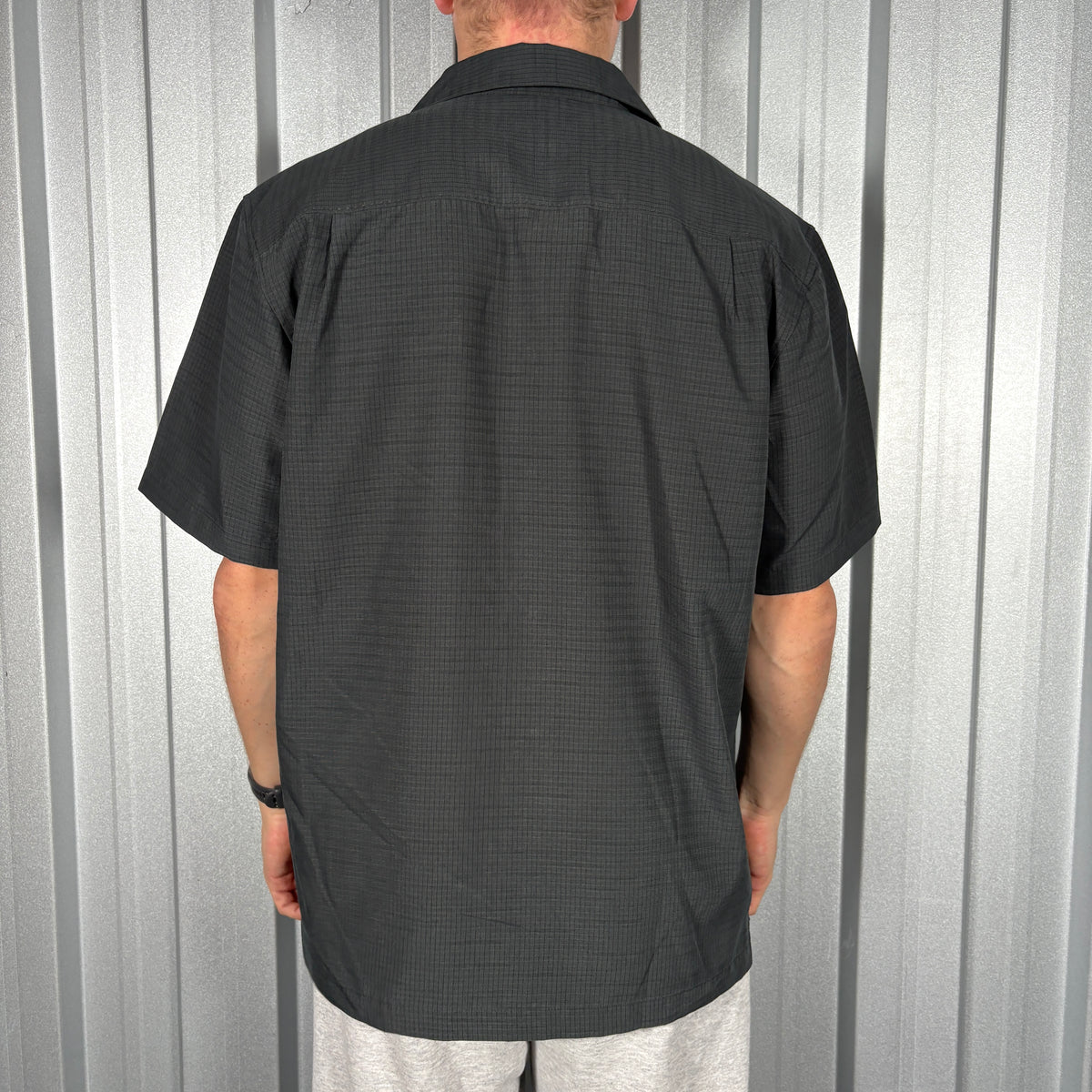Quiksilver Black Grey Check Plaid Short Sleeve Shirt - M