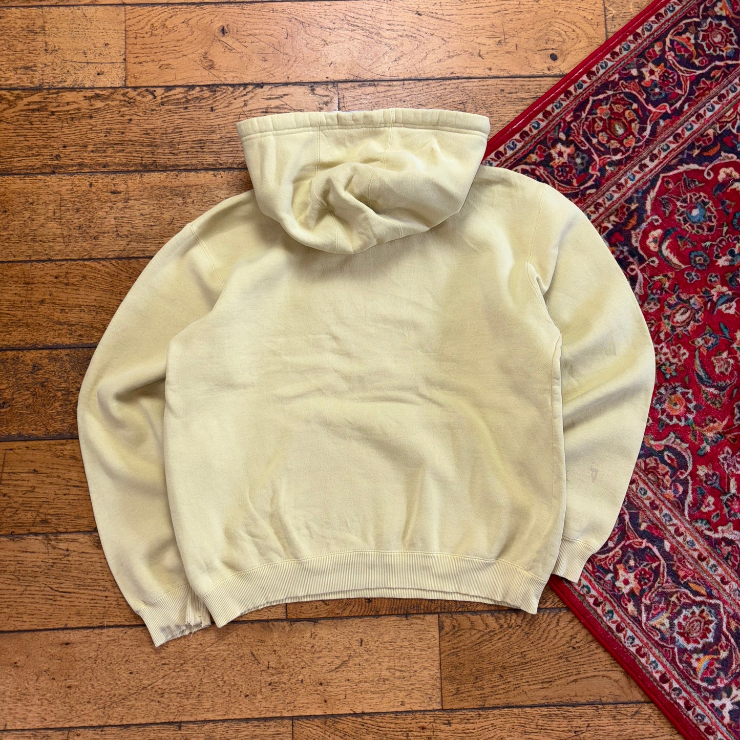 Vintage Oakley Yellow Surfwear Hoodie Sweatshirt - M