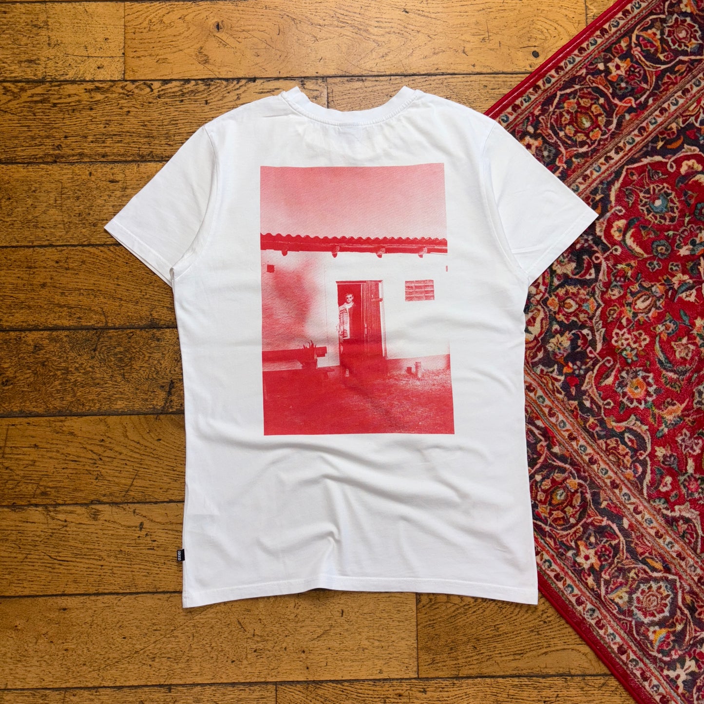 Vintage White Graphic T-Shirt - S