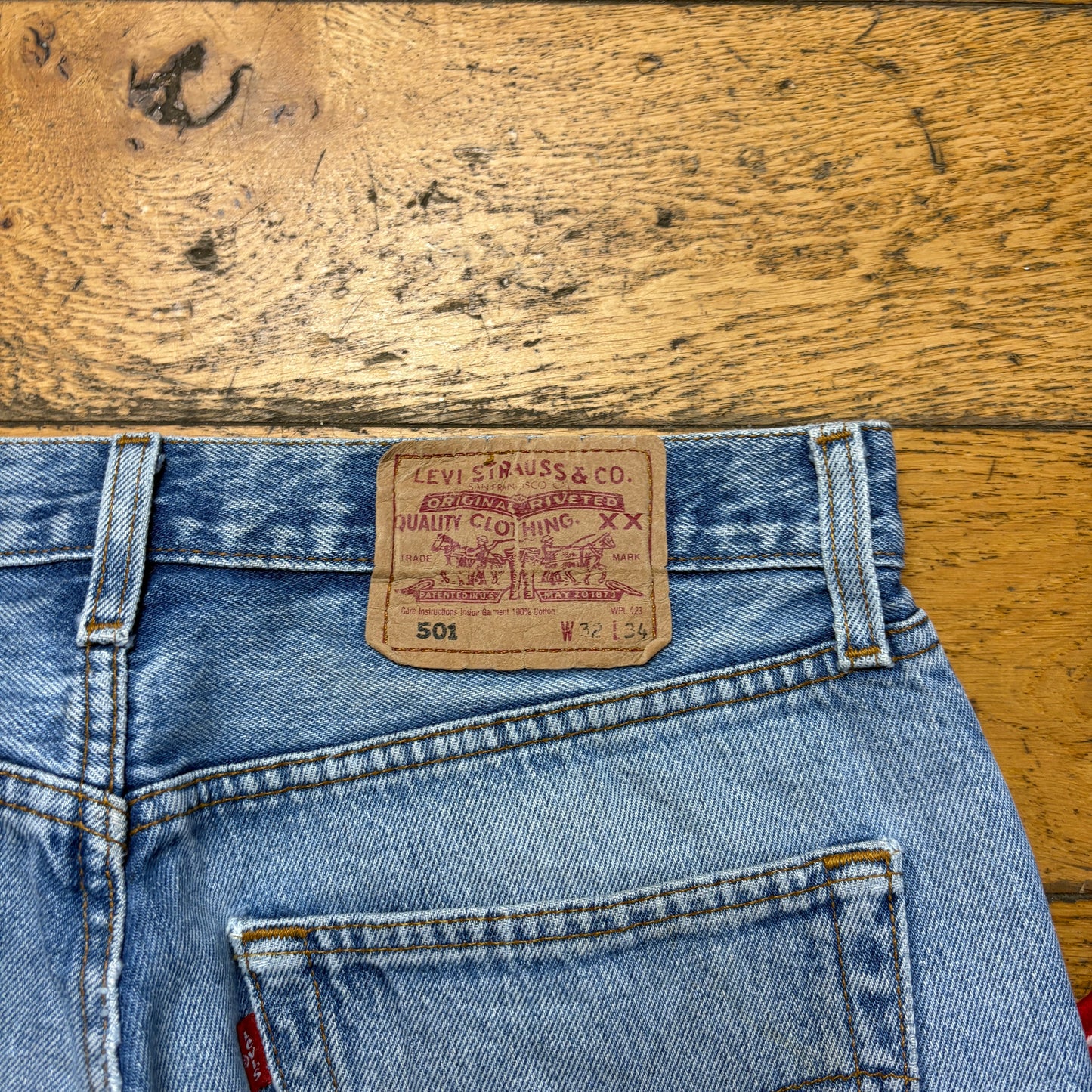 Vintage Levis 501 Straight Blue Denim Jeans - 32L