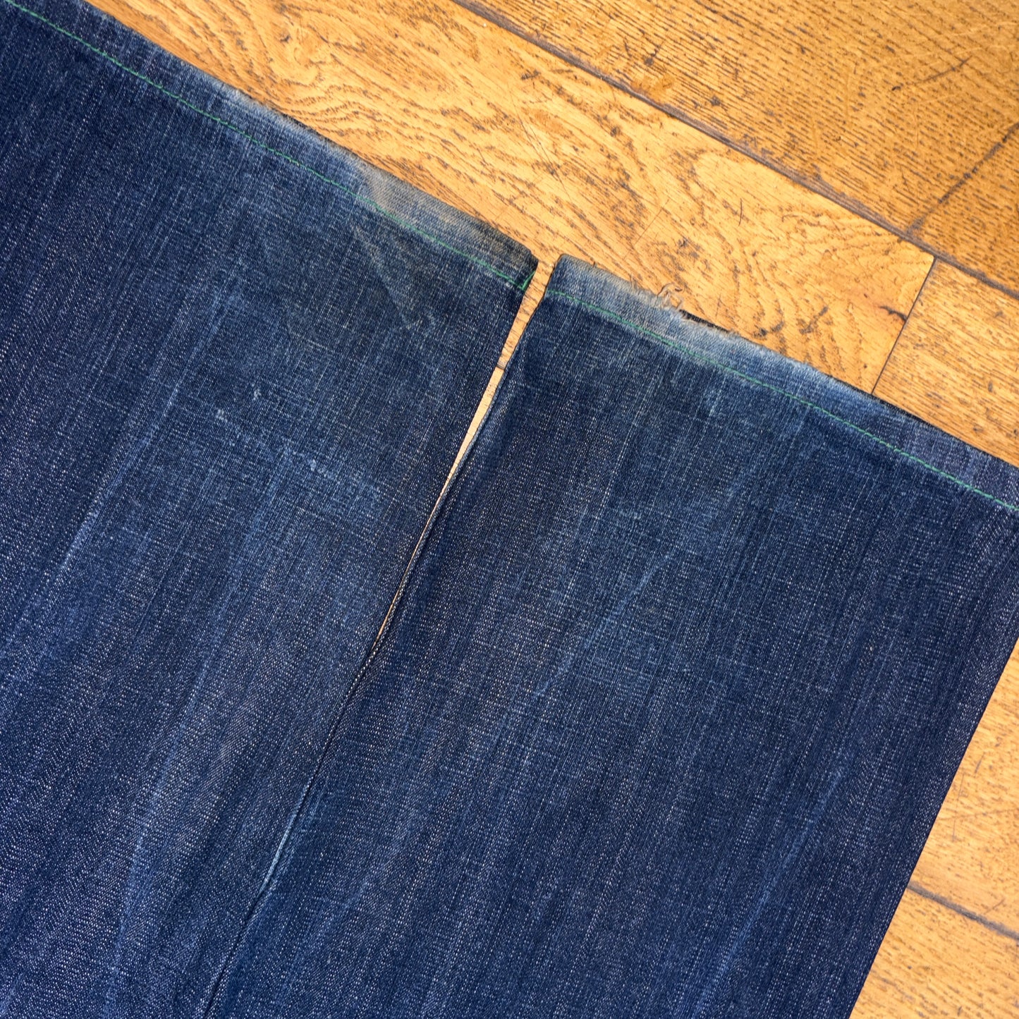 Vintage Dark Blue Embroidered Y2K Hip Hop Baggy Jeans - 34R