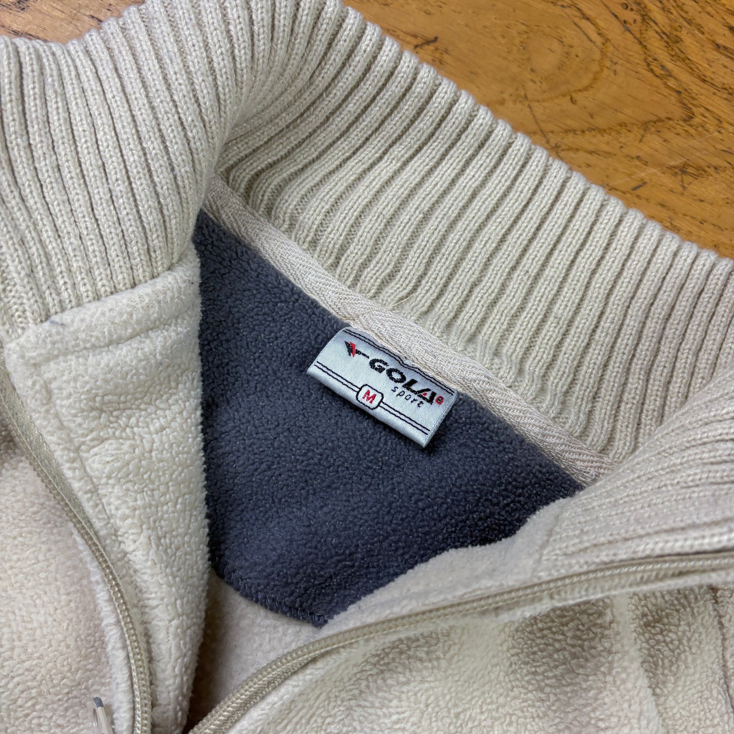 Vintage 90s Cream Gola Fleece Embroidered Sweatshirt - M