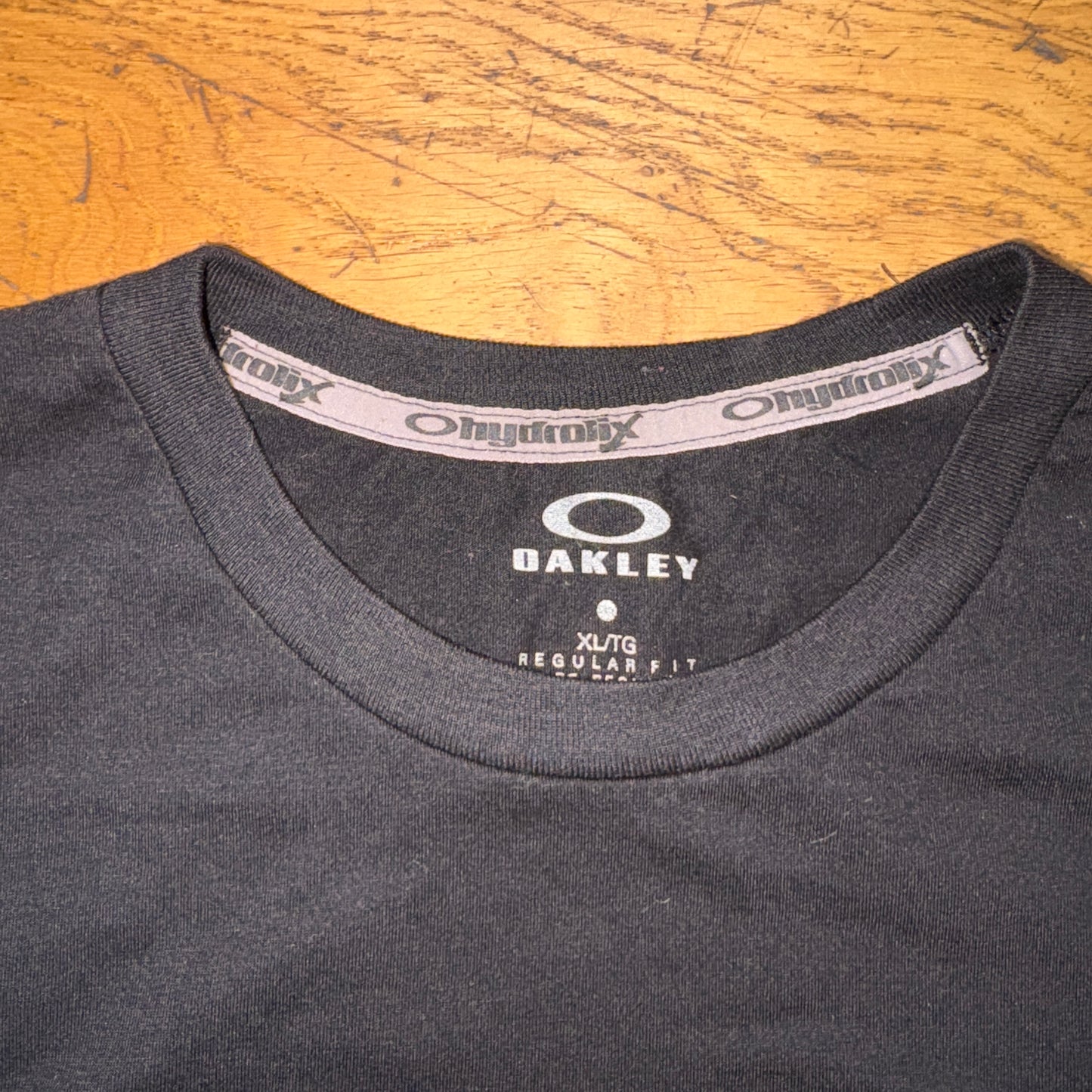 Vintage Oakley Black Graphic T-Shirt - L