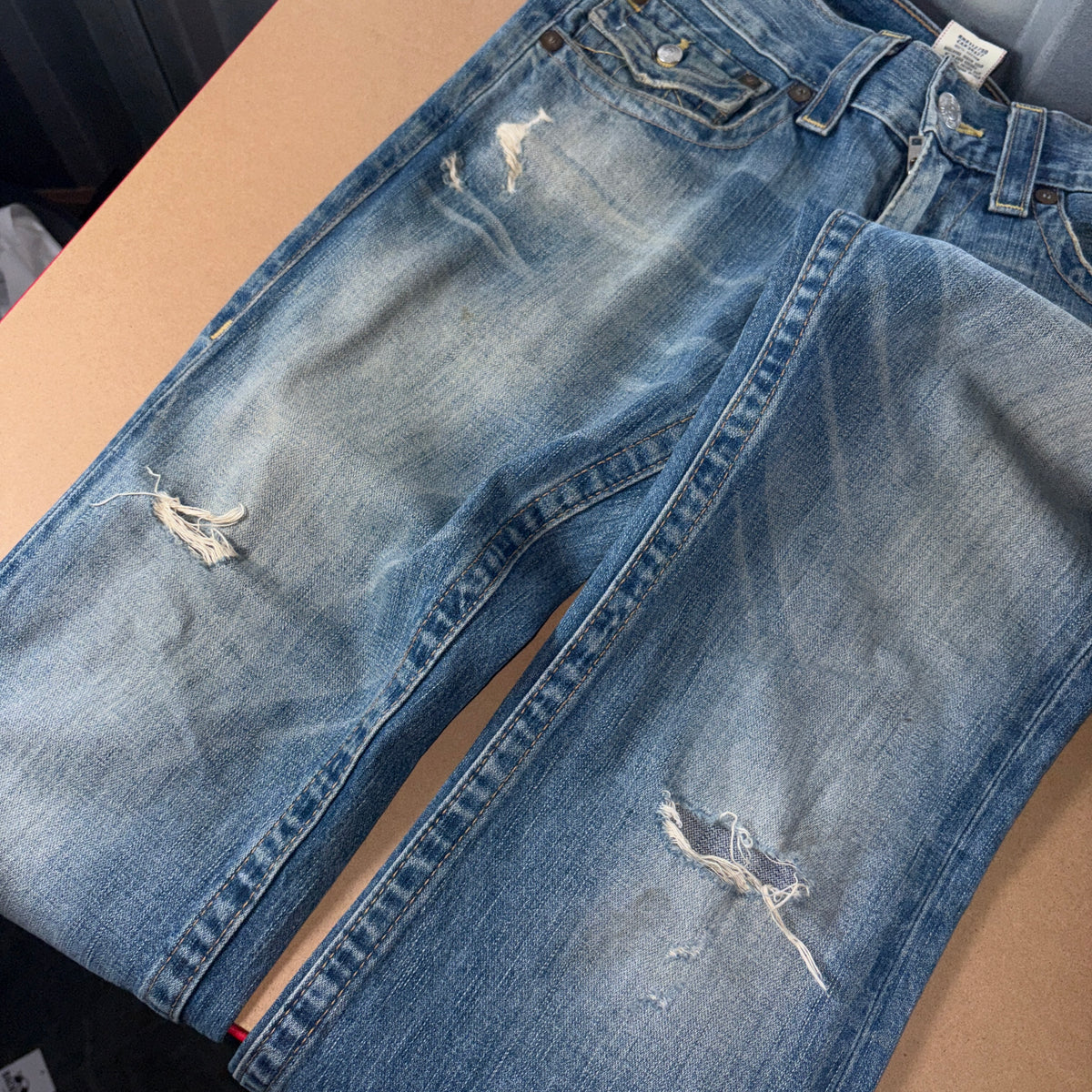 True Religion Embroidered Bootcut Billy Blue Y2K Jeans - 32R