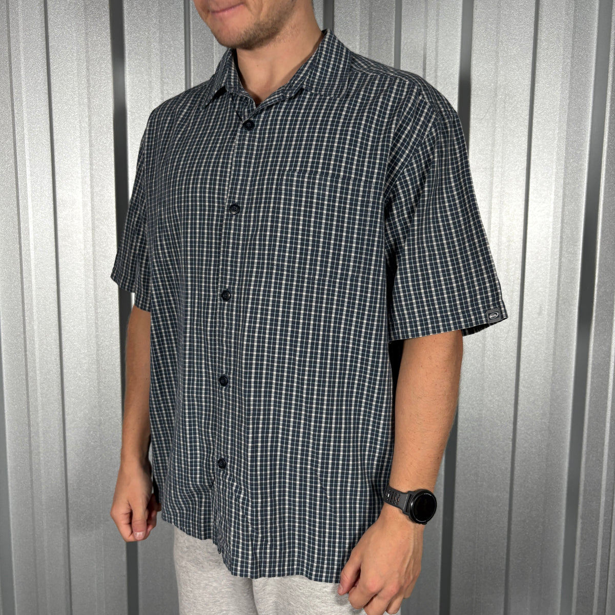 Quiksilver NAvy Blue Check Plaid Short Sleeve Shirt - L