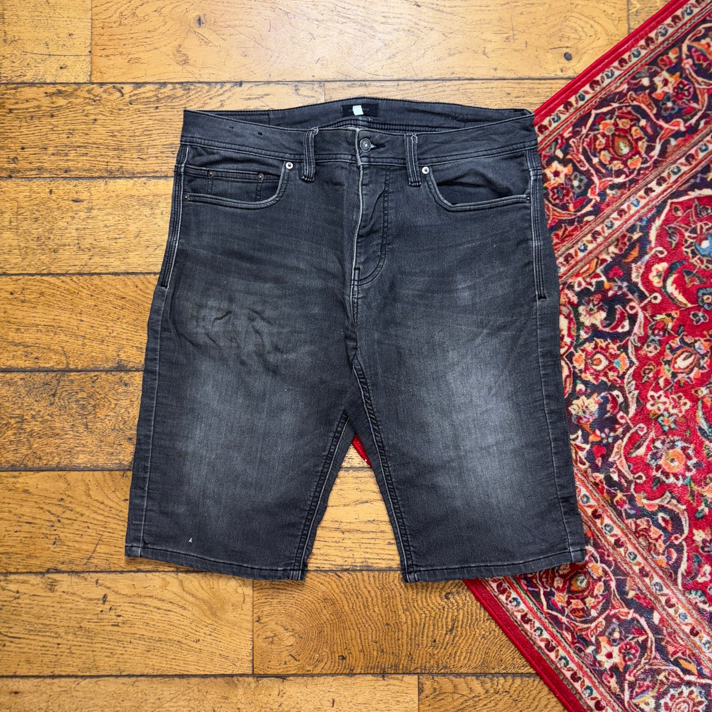 Vintage Black Slim Denim Shorts - 36