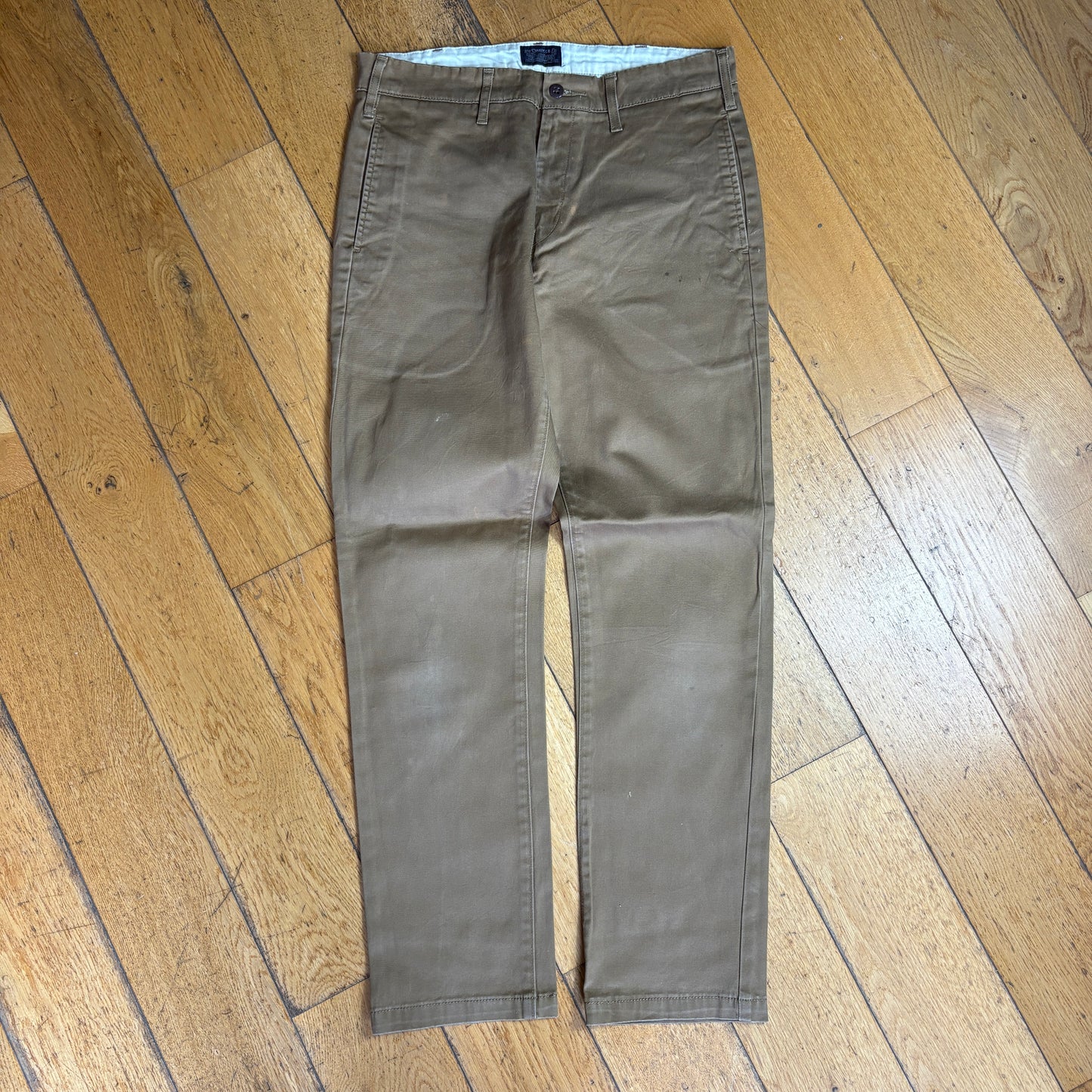 Vintage Levis Brown Chino Trousers - 32