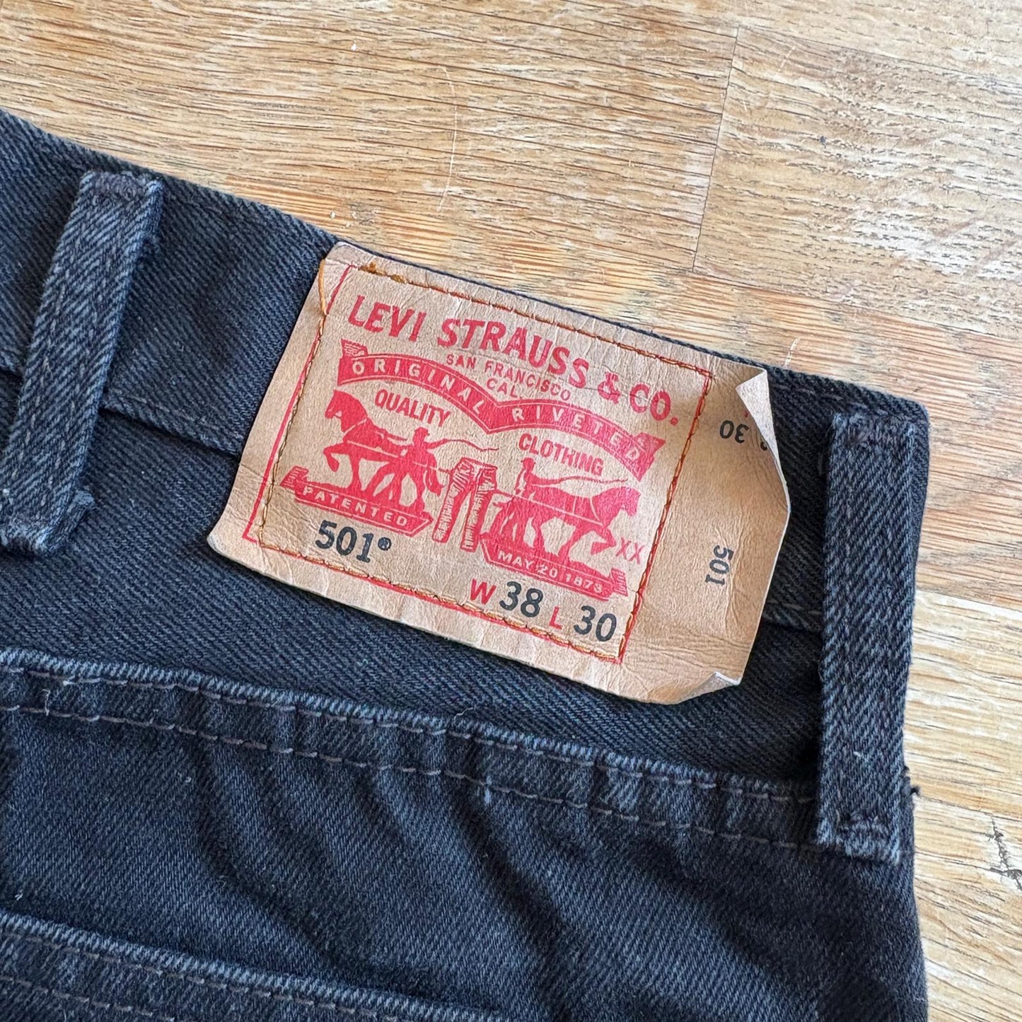 Vintage Levis 501 Straight Black Denim Jeans - 38S