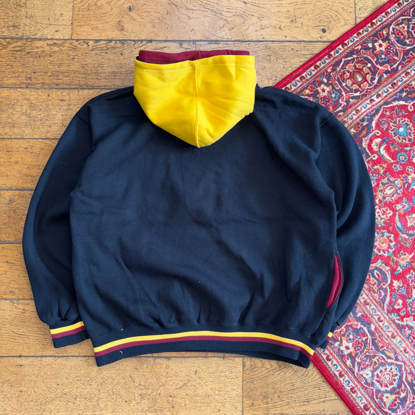 Vintage NFL Washington Redskins Black Hoodie Embroidered Sweatshirt - XL