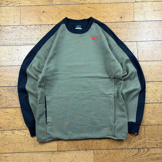 Vintage Nike Golf Green Embroidered Sweatshirt - M