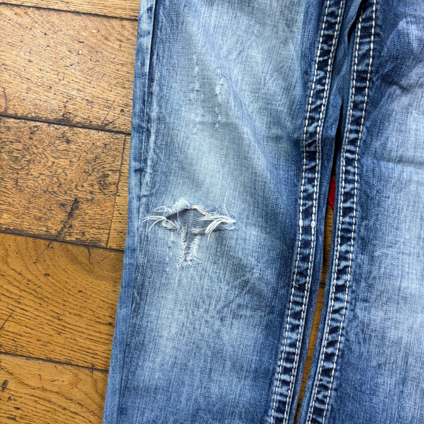 Vintage Rock Revival Blue Embroidered Y2K Hip Hop Straight Jeans - 32