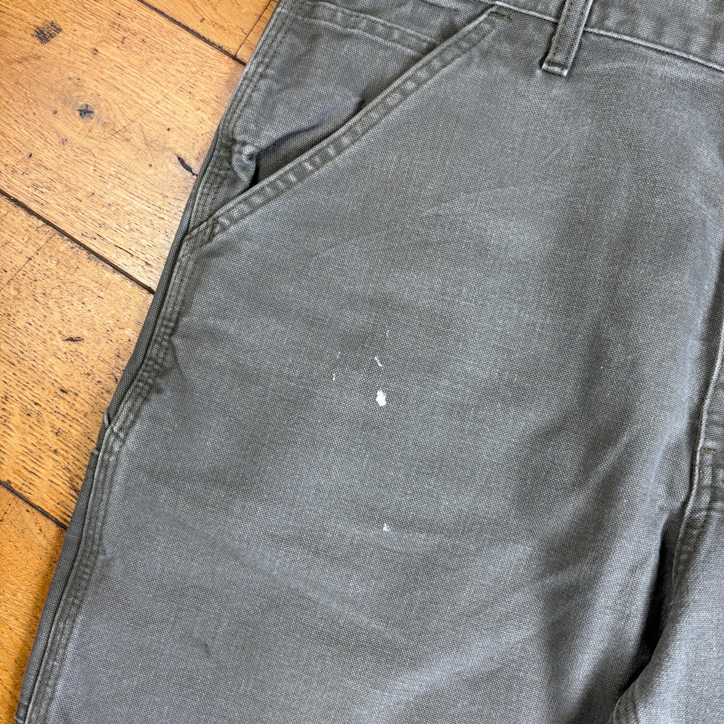 Vintage Carhartt Green Khaki Workwear Baggy Carpenter Shorts - 36