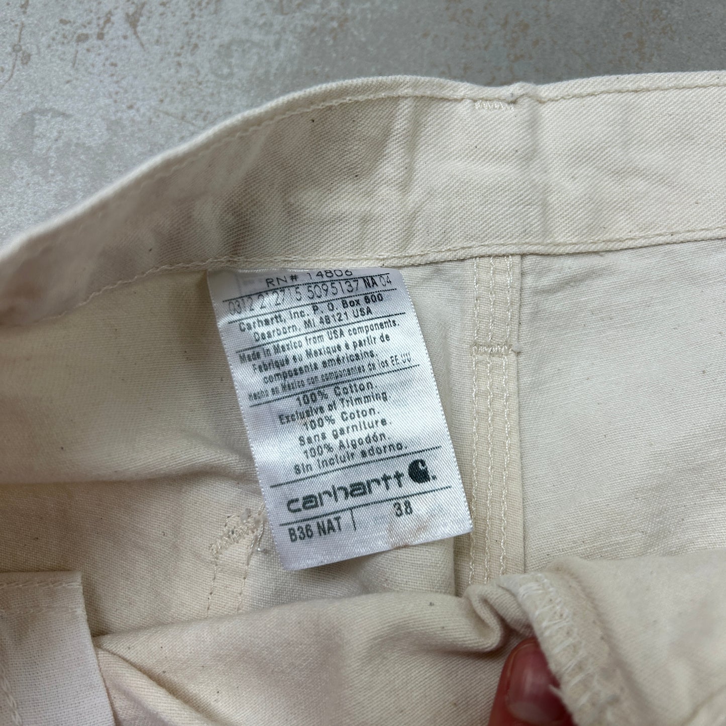 Vintage Carhartt Workwear Baggy Cream Carpenter Shorts - 38