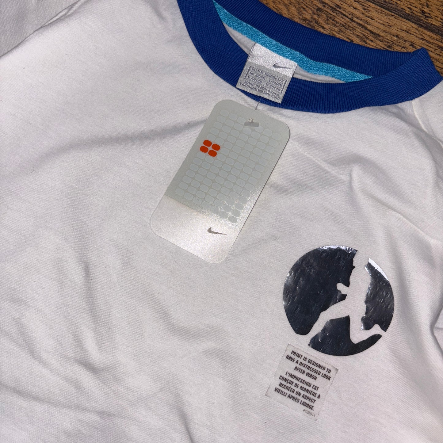 Vintage Nike Deadstock Y2K White Long Sleeve Ringer Running Graphic T-Shirt - S