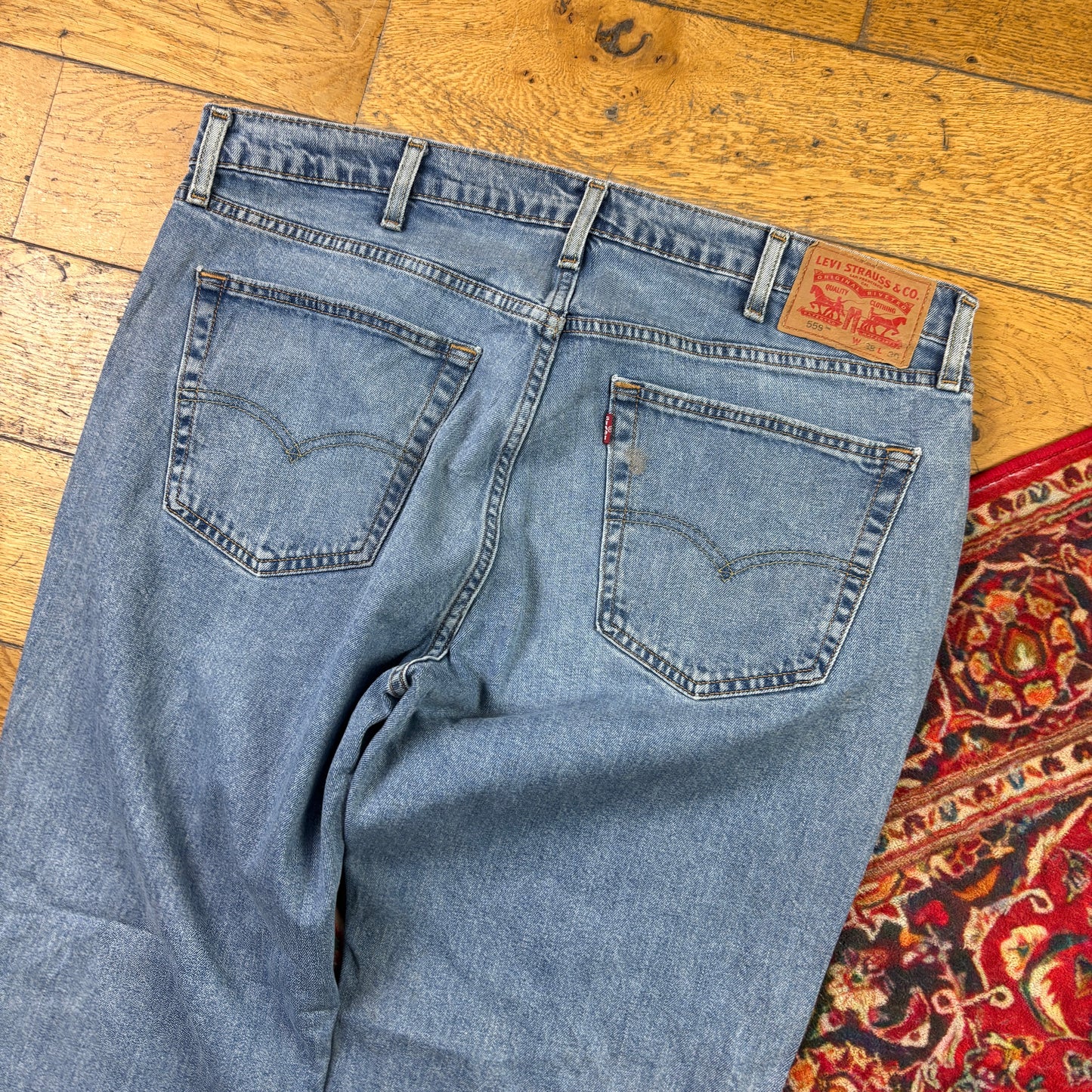 Vintage Levis 559 Baggy Blue Denim Jeans - 40