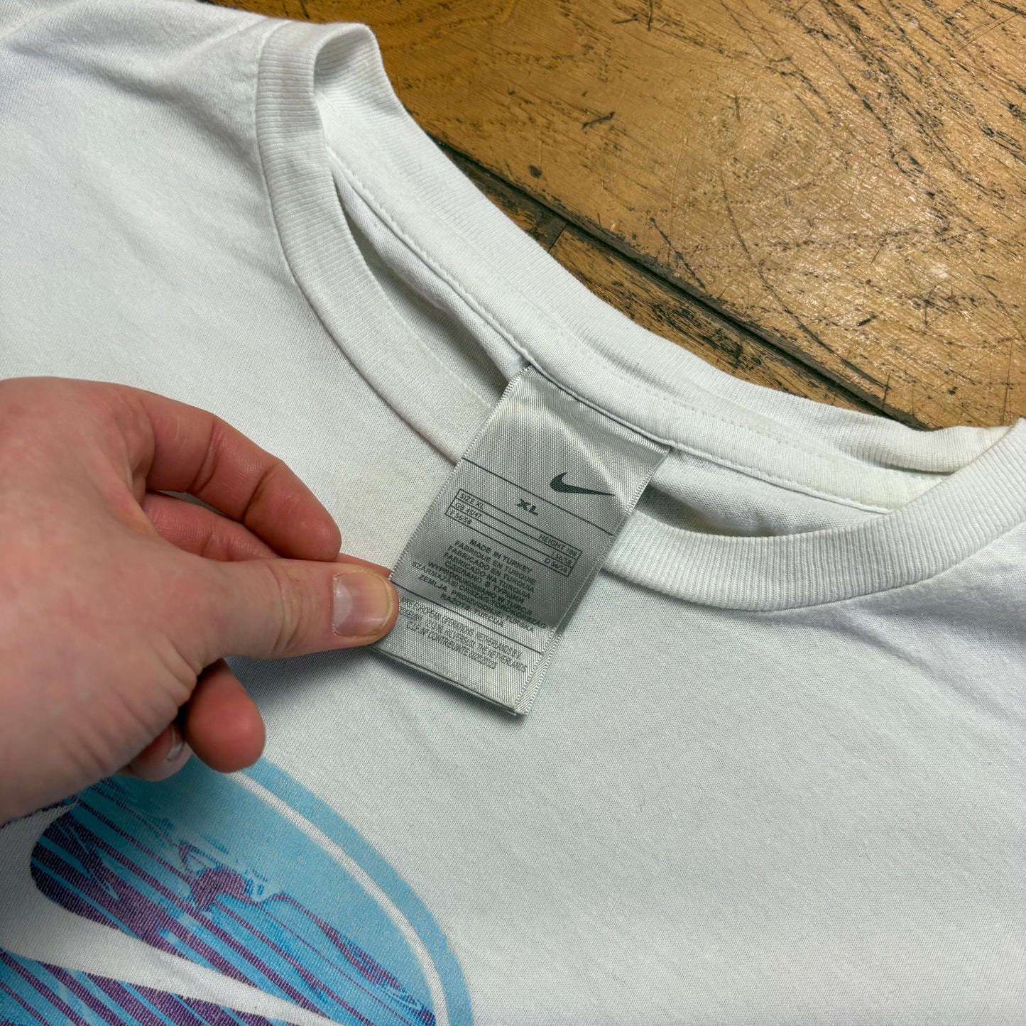 Vintage 00s Nike White Graphic T-Shirt - XL