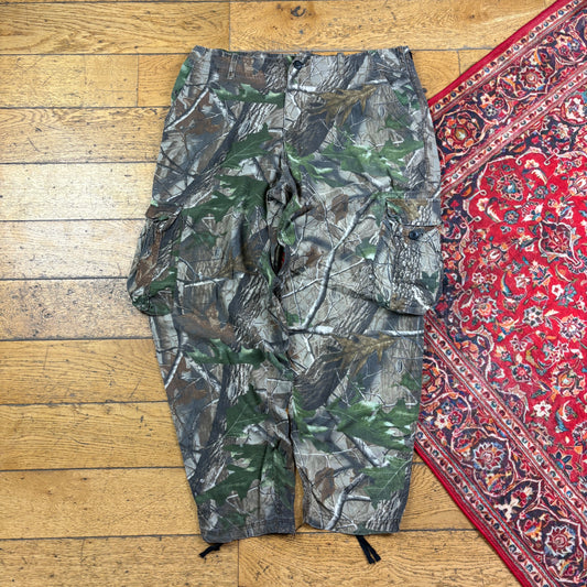 Vintage Real Tree Camo Green Hunting Workwear Trousers - 38