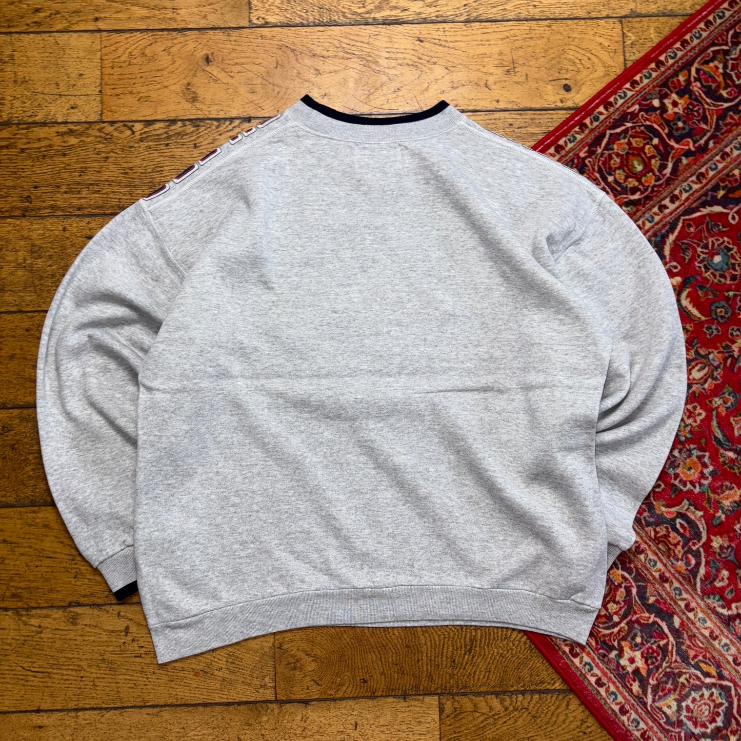 Vintage 90s Grey Athletic Graphic Sweatshirt - L
