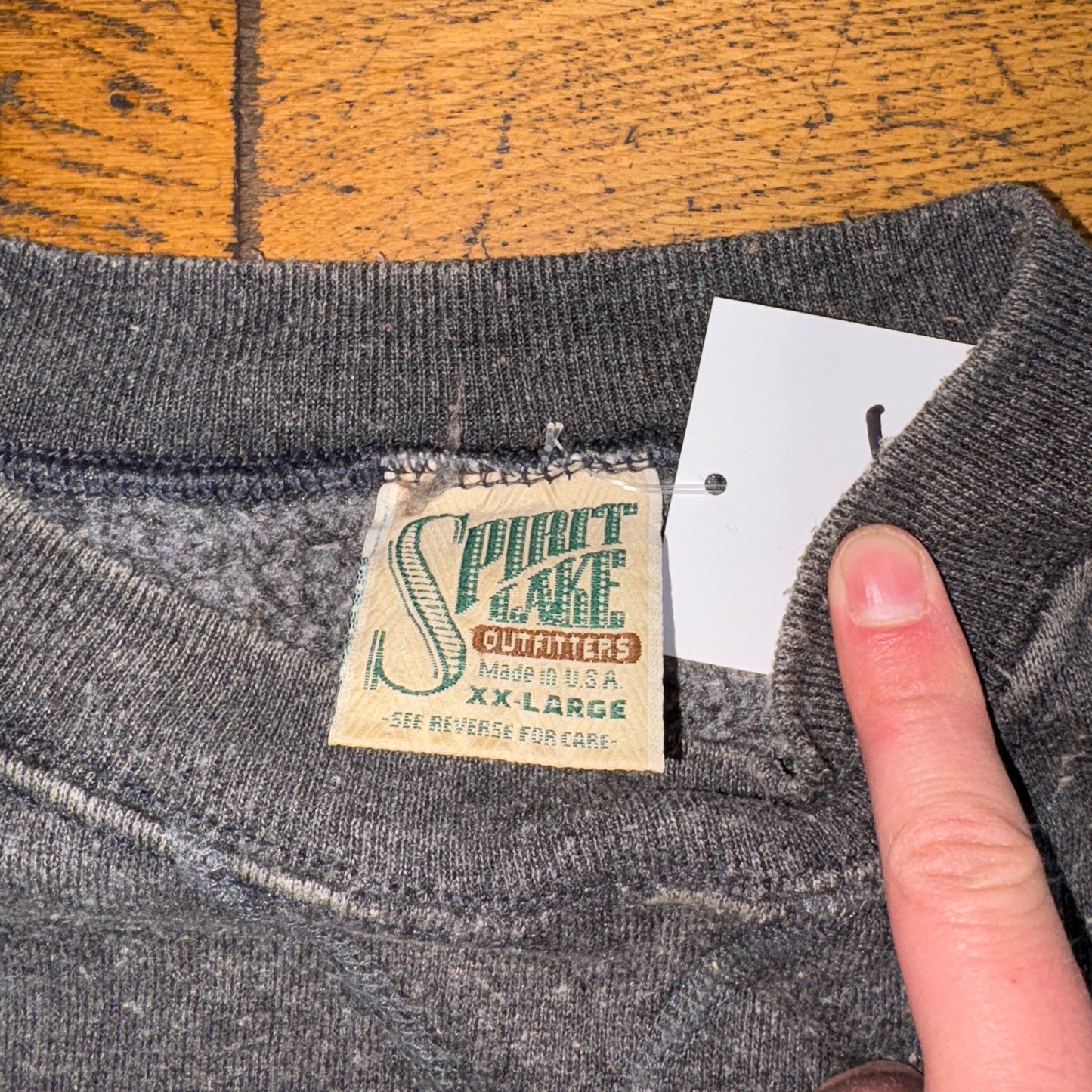Vintage 90s Grey Hunting Graphic Sweatshirt - 2XL