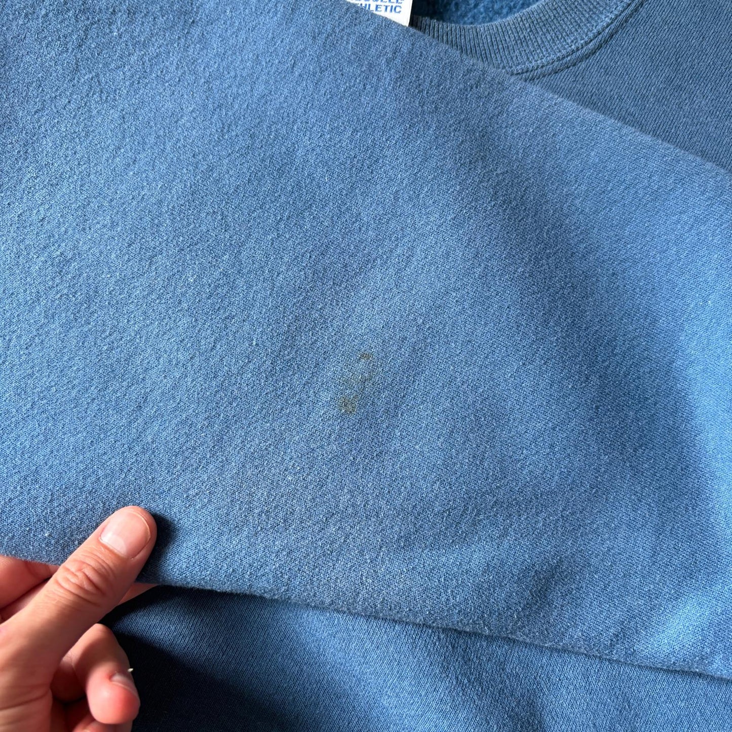 Vintage Russell Athletic Blue Boxy Blank Sweatshirt - L