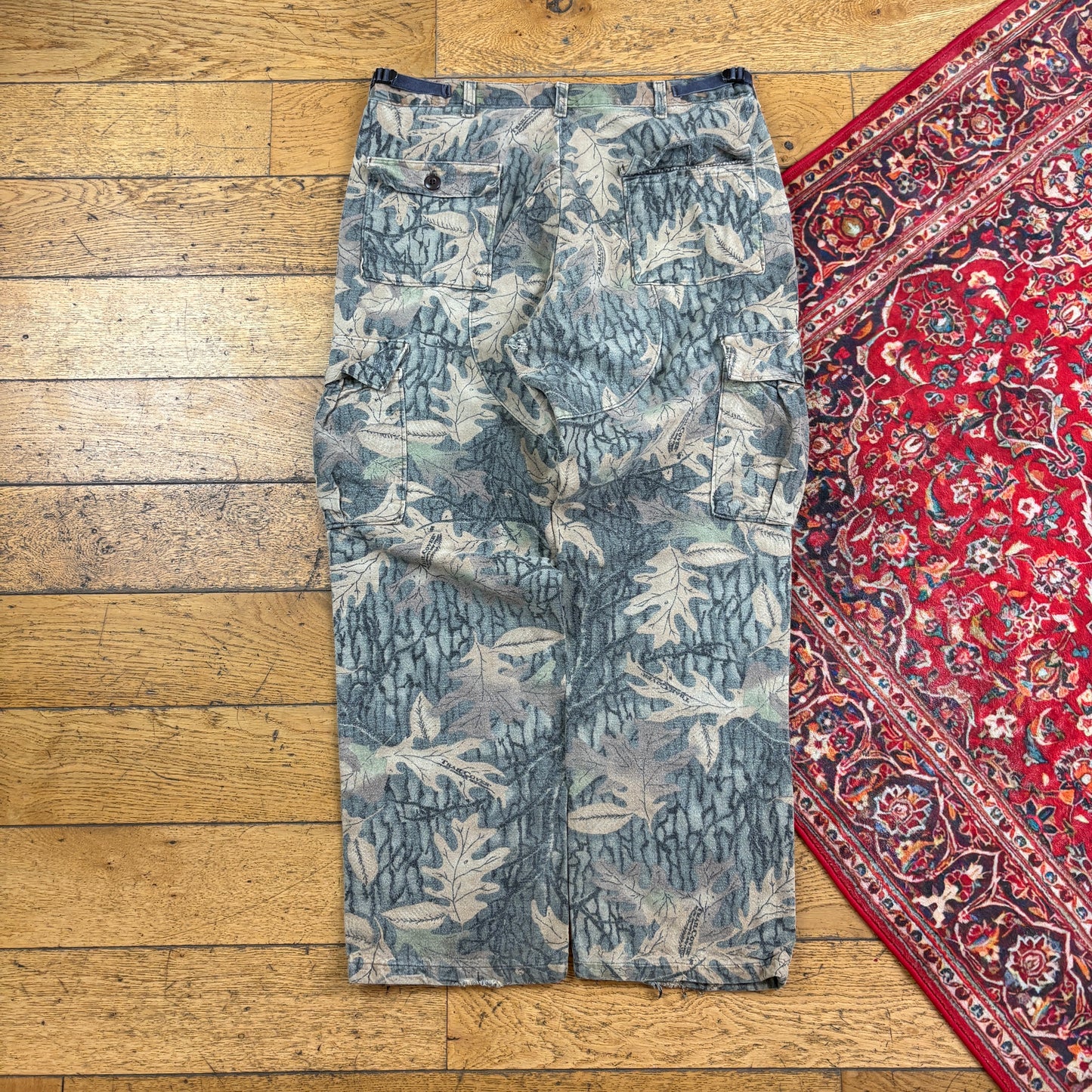 Vintage Real Tree Camo Green Hunting Workwear Trousers - 36